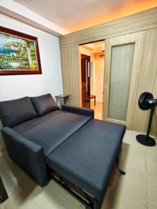 Shore1 TowerD 1BR Pool View MOA Airport Parking by Shmily Suite Staycation