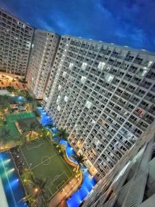 Shore1 TowerD 1BR Pool View MOA Airport Parking by Shmily Suite Staycation