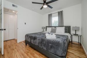 Central Suites Trio-GroupsMulti-King BedsParking