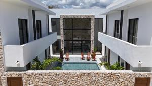 Villa Almaya 8 King Suites with Private Pool