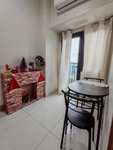 Shore3 Tower2 City View 1BR parking MOA Airport by Shmily Suite Staycation