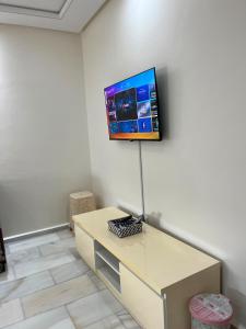 Modern Apartment in Great Location