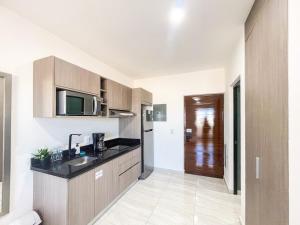 Marina Cerritos Loft with Pool & Balcony