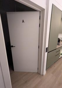 New 2026 luxury design loft, by Santa Barbara Castle, with pool table, AC and wifi