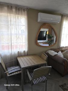 Harveys Oasis 2-Us Embassy, Cruise Port, Vacation