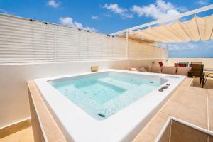 Cana Rock Penthouse 446