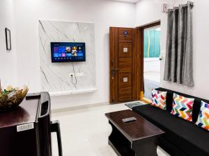 VJH 601 1BHK Penthouse by Charter Stays