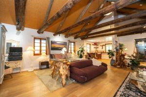 Montville Mountain Cottage - A Romantic Escape