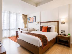 Oakwood Residence Sukhumvit 24 Bangkok