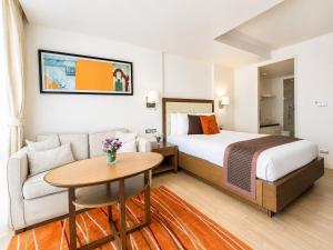 Oakwood Residence Sukhumvit 24 Bangkok
