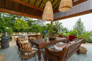 Sabinas Garden Villa II, Puncak