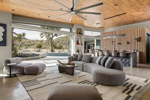 Dragonfly by Fieldtrip - Luxe Oasis w Resort Pool