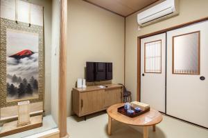 New! Direct access to Namba 茶宸宿 花園町駅まで徒歩圏内