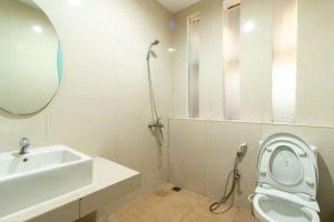 3BR Pool & Mountain View Modern Bamboo Syariah Villa Family Only
