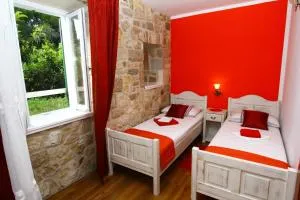 Two rustikal apartments in Vila ''U Kali'' close to the beach, reserved parking place - 圣菲利普雅科夫