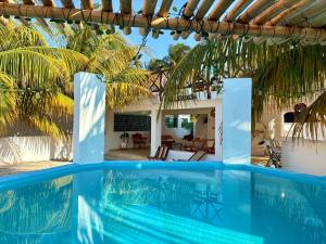 1 Street from the beach, Pool, Rooftop Bar & AC