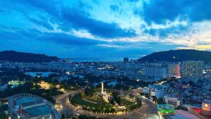 The Sóng có hồ bơi Vô Cực- view biển