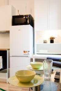 Efficient Fully Equipped Central Studio