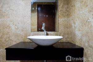 Nice and Strategic Studio at Bassura City Apartment By Travelio