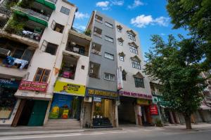 Hotet The Rosewalk Vista Free Pick up From Nizamuddin Railway Station