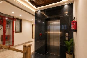 Hotel Prizma Grand Premium Zirakpur Near Chandigarh Highway