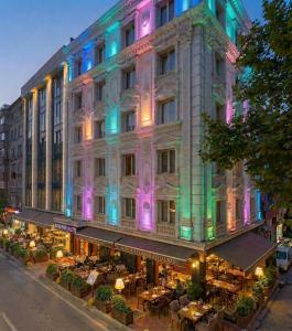 Sophia B Corner Hotels & Restaurant