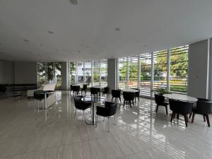West Vista 2BR by Senyaman Living