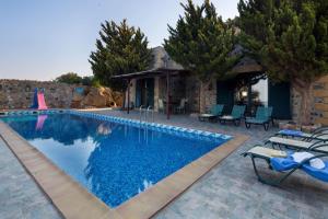Sea-Sunset Views Villa Lefkothea with Private Pool near Elafonissi