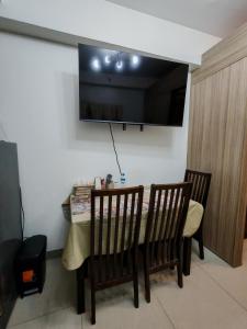 Shore2 Tower3 1BR Couple Family MOA Airport by Shmily Suite Staycation
