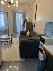 cozy shared 2 bedroom near Yaya center by Baraka