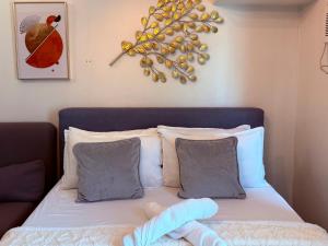 Cozy Condo in Ermita Manila near St Lukes Medical Center and US Embassy