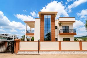 EMPYREAN STAY II 4BHK II SU CASA VILLA II PVT POOL Il AC