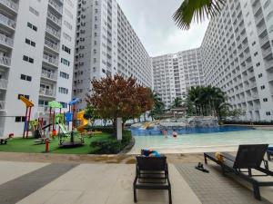 Shore1 TowerD 1BR MOA FIREWOKS View by Shmily Suite Staycation
