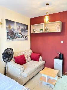 The Cee Apartment