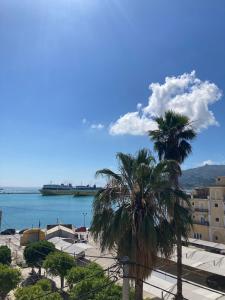 Άmaroo Home-Port View