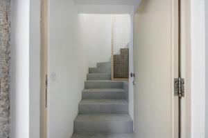 Charming One-Bedroom in Central Porto