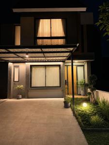 Casa Laviola - 2BR near BSD City