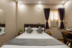 Mannat Green Hotel near Naraina Metro Station 3-star Naraina, New Delhi, Delhi,