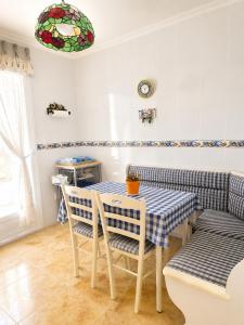 Piso Marina - Central Apartment in Santa Pola with Elevator & Balcony