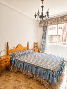 Piso Marina - Central Apartment in Santa Pola with Elevator & Balcony