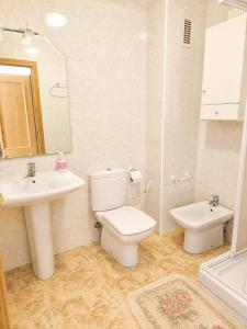 Piso Marina - Central Apartment in Santa Pola with Elevator & Balcony