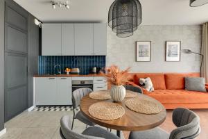 Chlebova - Riverside View Terrace Gym & Kidsplay by Downtown Apartments