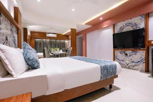 FabHotel Host Inn