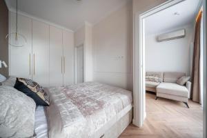 Chmielna Duo Exclusive, Warsaw Center and Parking