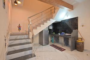 4BHK II MIRAGE VILLA II AC II LARGEST POOL Il