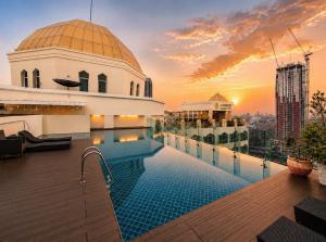 Al Meroz Hotel Bangkok - The Leading Halal Hotel