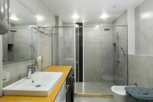 Solis Residence