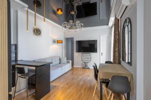 Solis Residence
