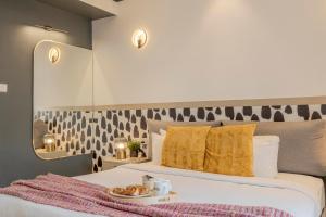 Staymaster Serafina - Modern 3BR Villa with Shared Swimming Pool Access in Saligao