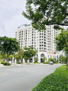 Executive 2BR at SwanBay Natural Island View